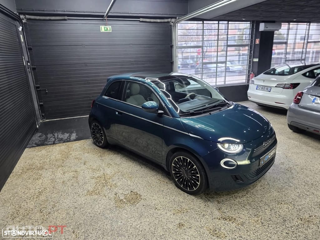 Fiat 500e La Prima