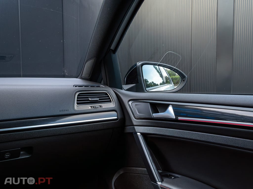 Volkswagen Golf 2.0 TSi GTi DSG Performance