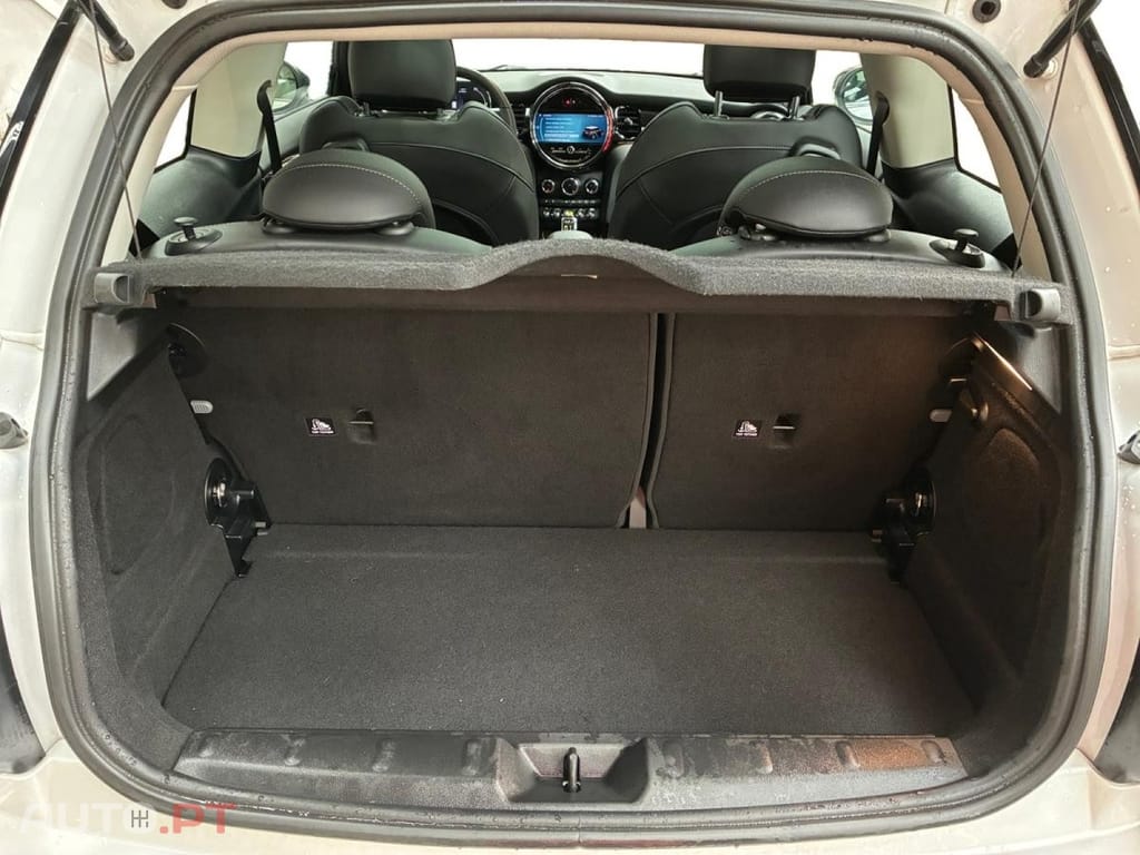 MINI Electric Cooper SE Premium Plus Edition