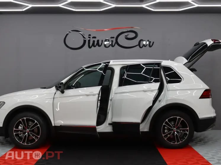 Volkswagen Tiguan 2.0 TDI Highline DSG 4Motion