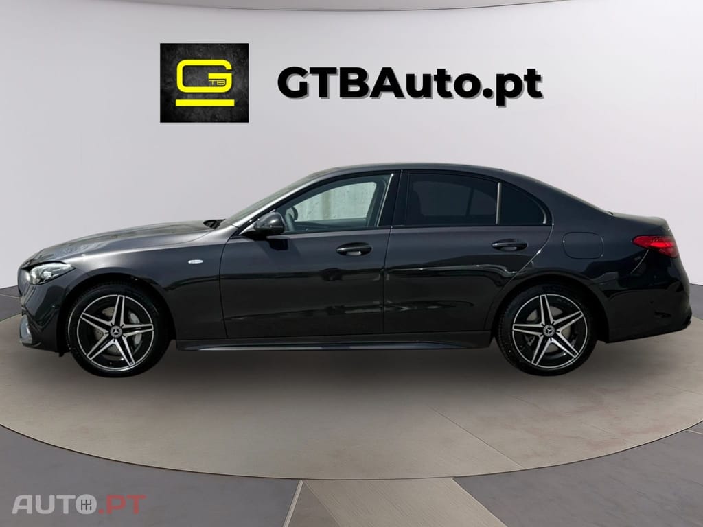 Mercedes-Benz C 300 de AMG Line I.V.A DEDUTIVEL 