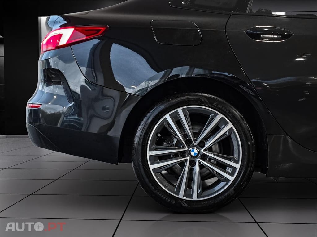 BMW 216 d Line Sport