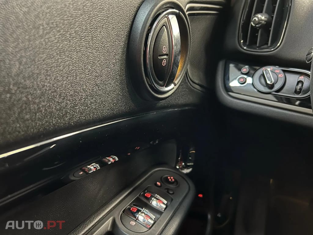 MINI Countryman Cooper S E ALL4 Auto