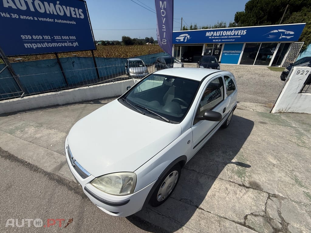 Opel Corsa 1.3 CDTi — fotografia 9
