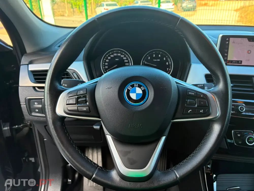 BMW X2 25e Business