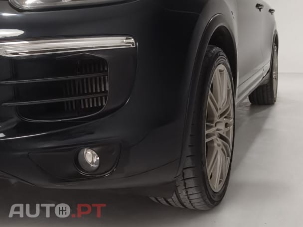 Porsche Cayenne Platinum Edition