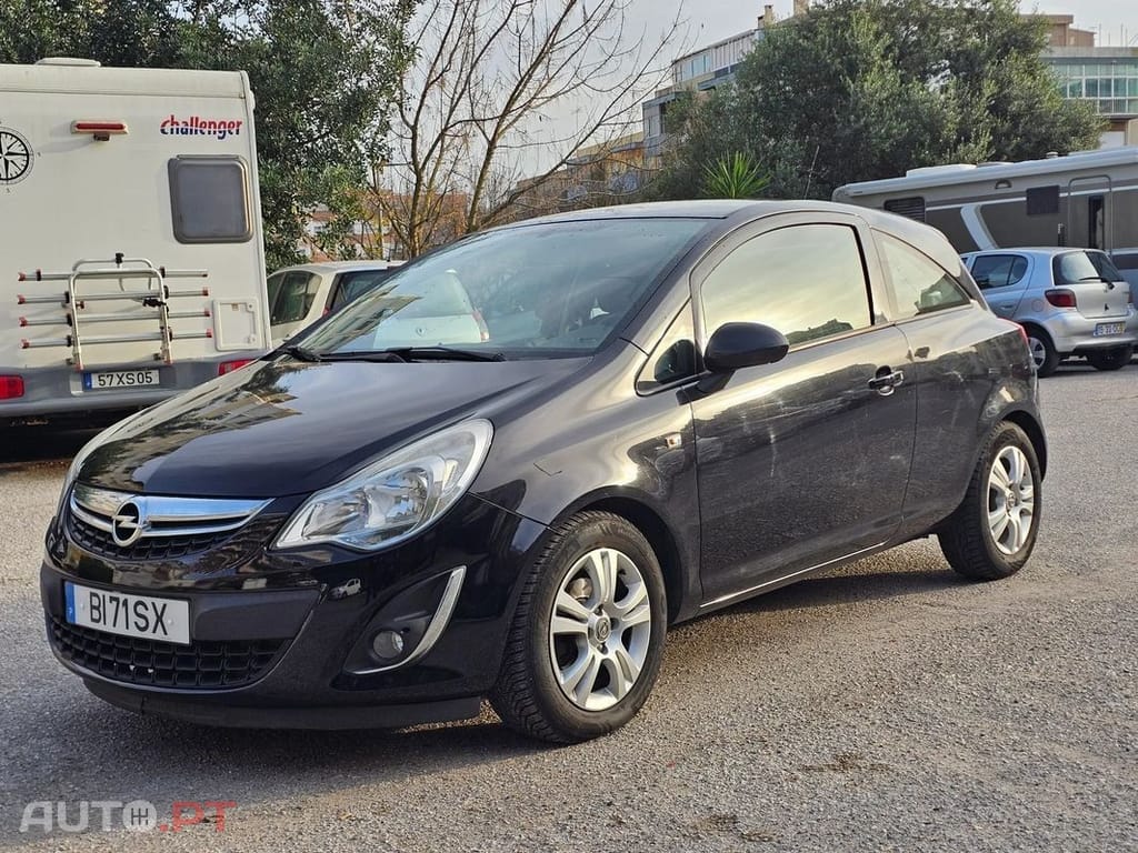 Opel Corsa 1.3 CDTi All Black