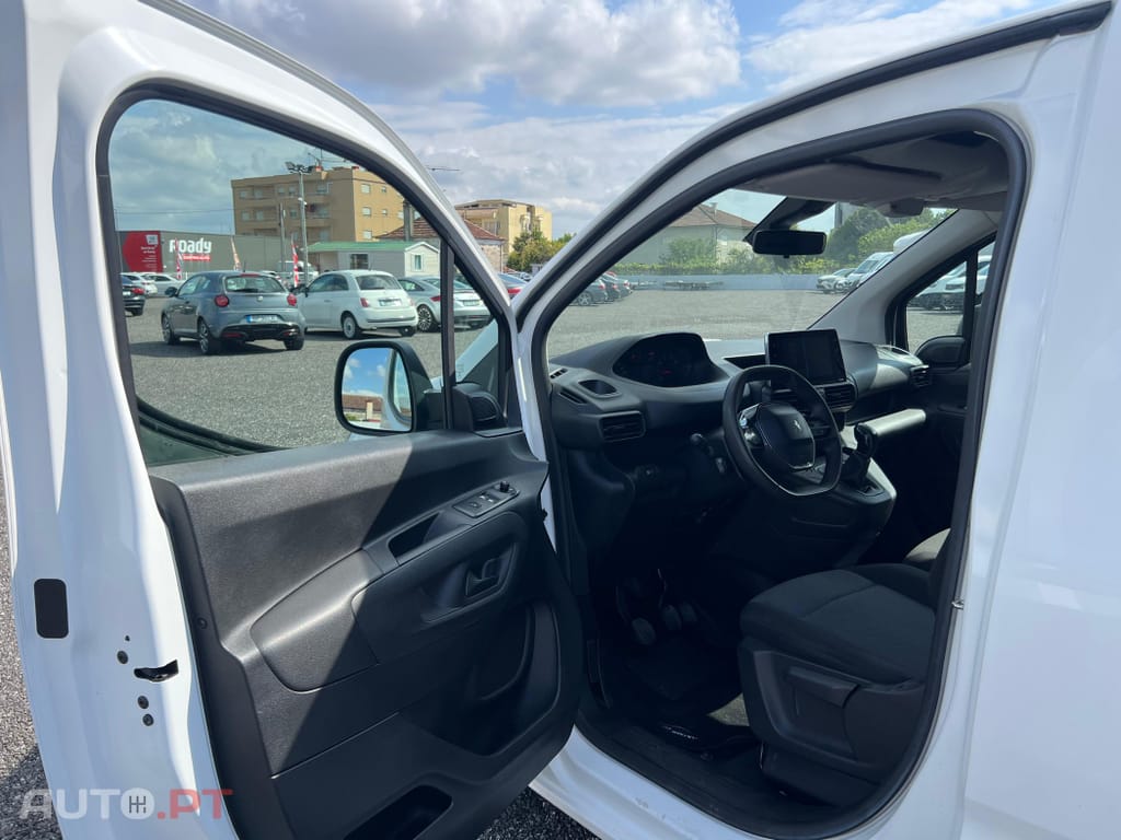 Peugeot Partner 1.5 BlueHDi Premium Standard