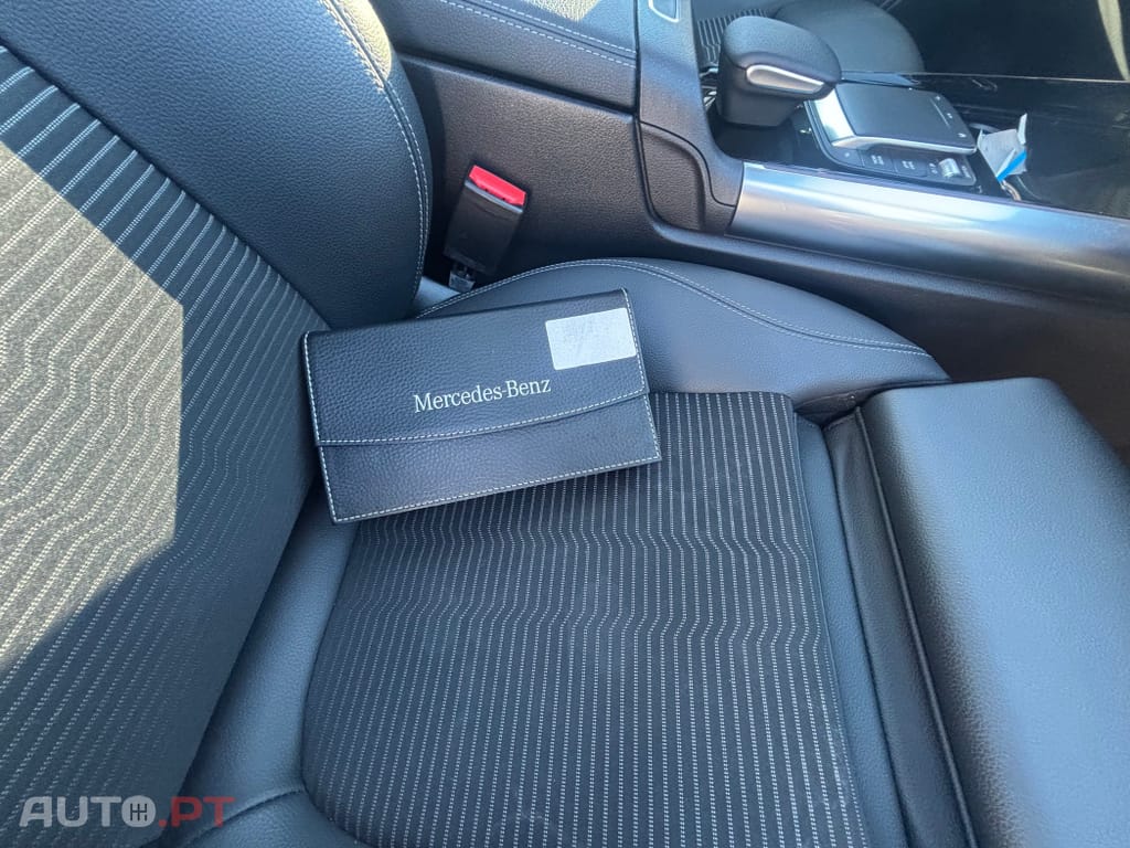 Mercedes-Benz EQA 250 Electric Art