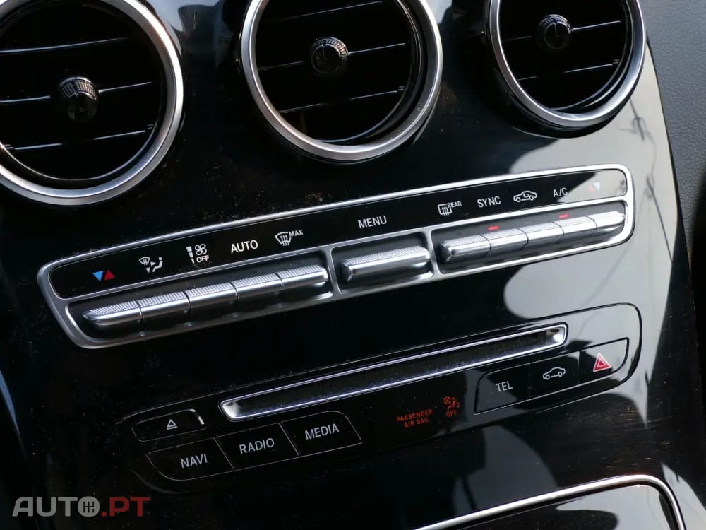 Mercedes-Benz C 300 h Avantgarde+