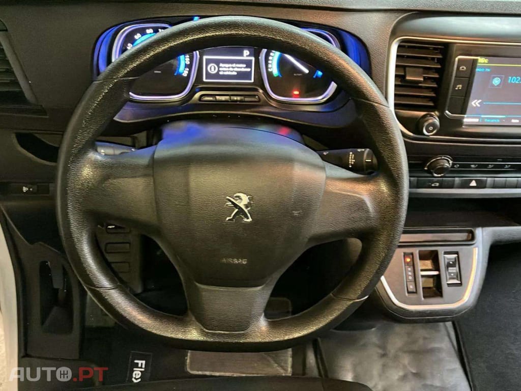 Peugeot Expert 75 kWh Standard