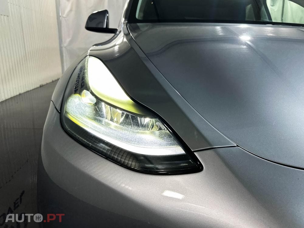 Tesla Model Y Performance Dual Motor AWD