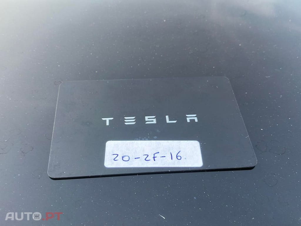 Tesla Model 3 Long-Range Dual Motor AWD