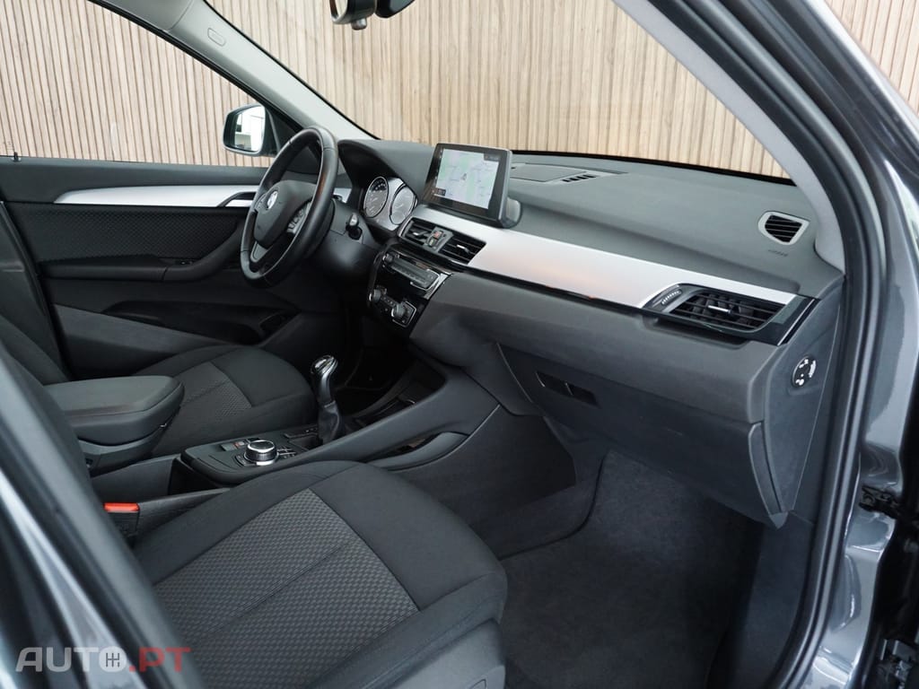 BMW X1 16 d sDrive Line xLine