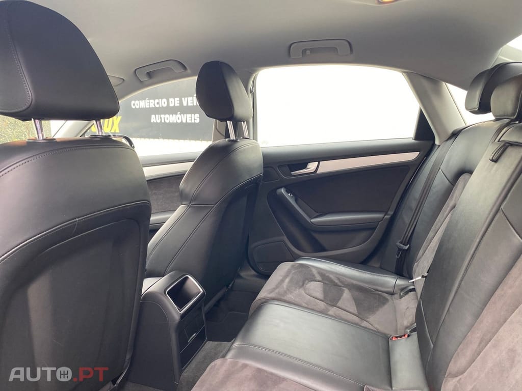 Audi A4 2.0 TDI Business Line S-line