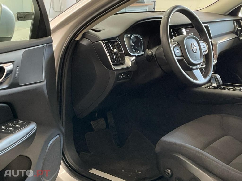 Volvo V60 2.0 T6 AWD TE Inscription Expression