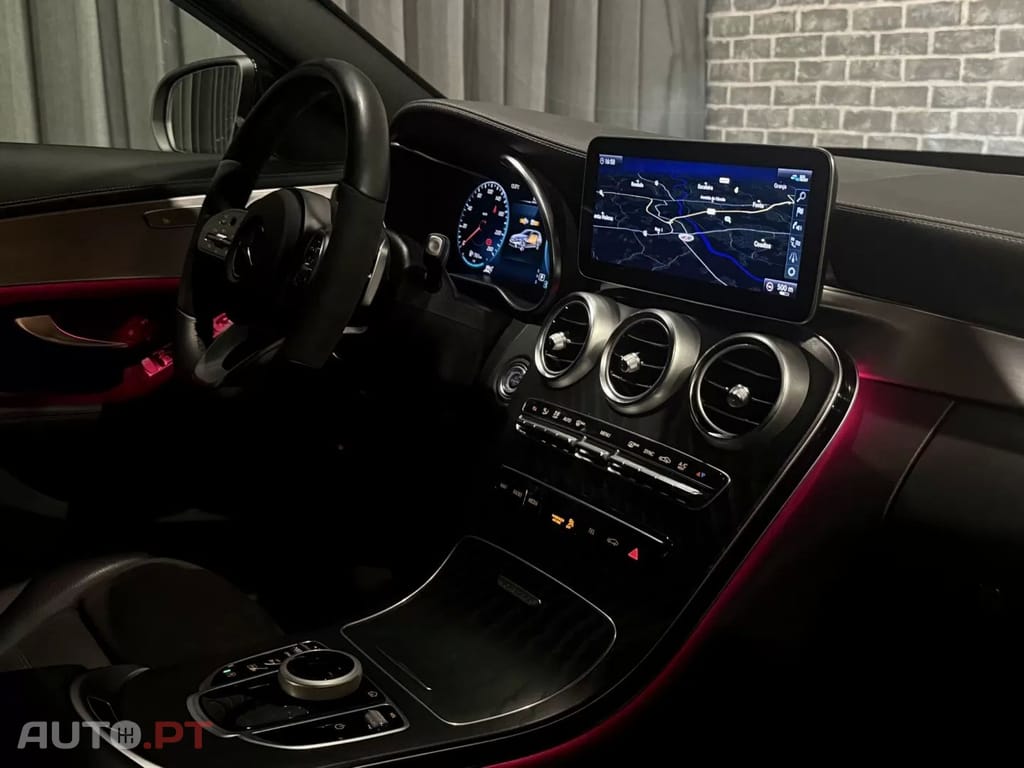 Mercedes-Benz C 220 d Station 9G-TRONIC AMG Line