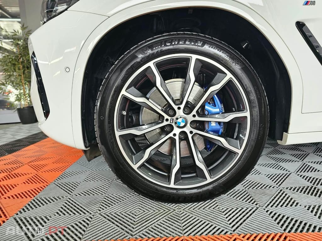BMW X4 30 d xDrive Pack Desportivo M Auto
