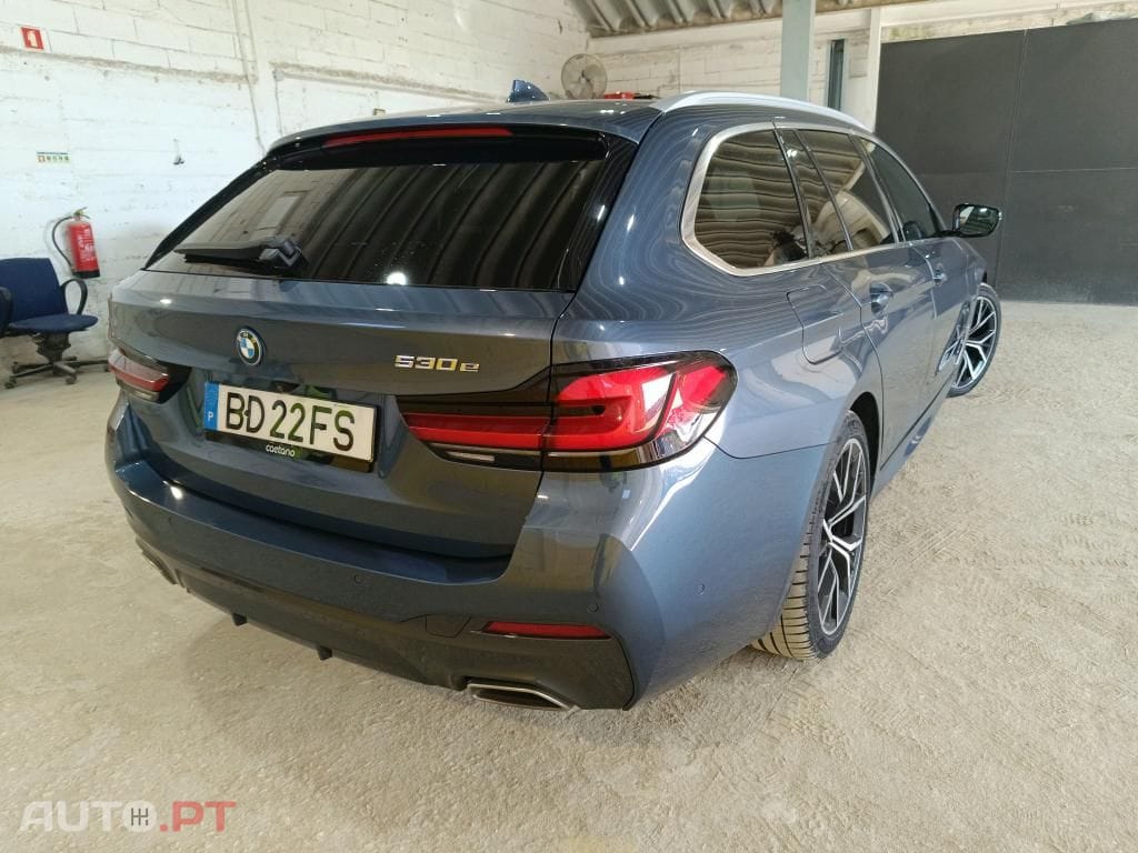 BMW 530 e Pack Desportivo M
