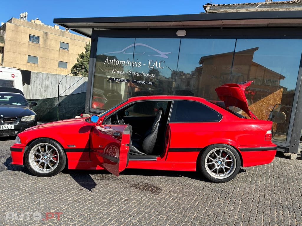 BMW 328 i Coupé M Sport
