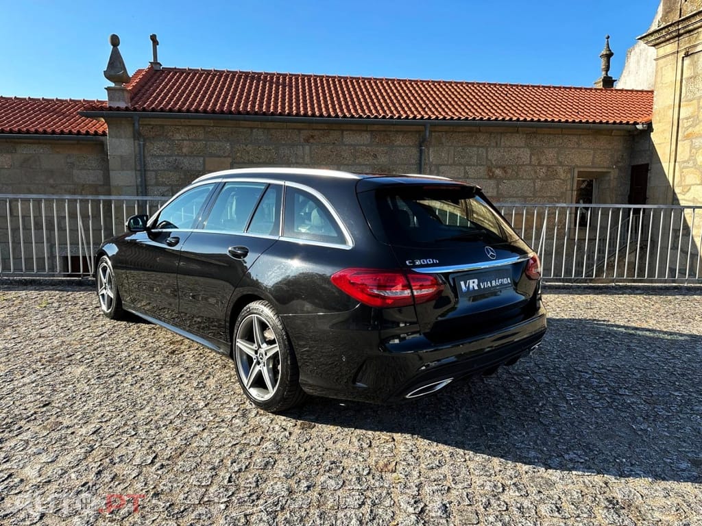 Mercedes-Benz C 300 h AMG Line