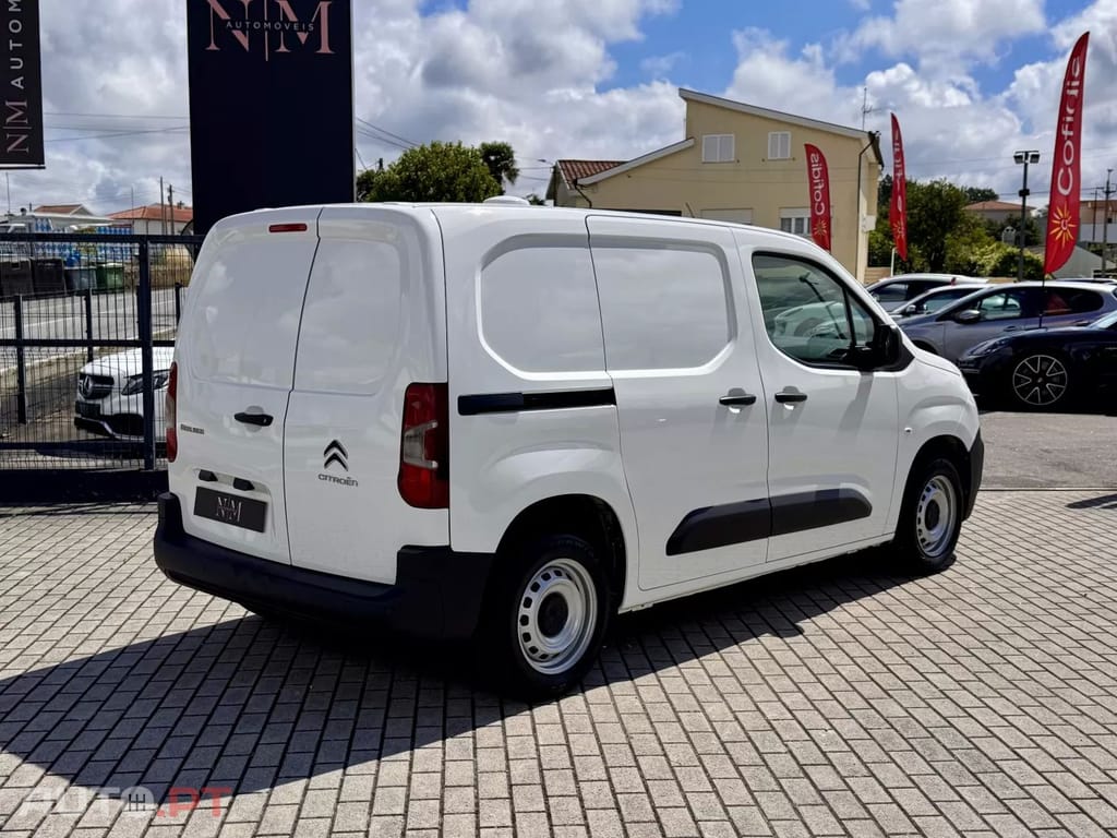 Citroen Berlingo 1.5 HDi FIBRADA - 3 Lugares
