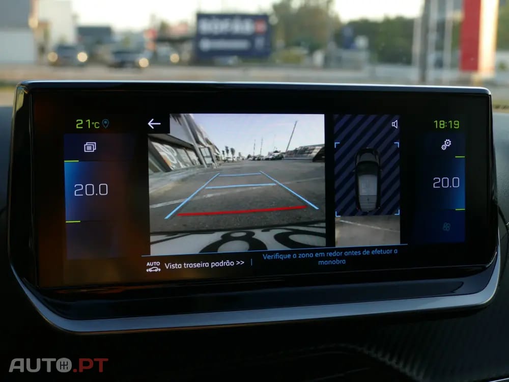Peugeot E-208 50 kWh GT
