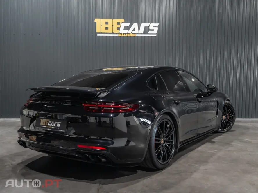 Porsche Panamera S PDK