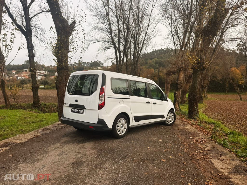 Ford Tourneo Grand 1.5 TDCi Trend Powershift