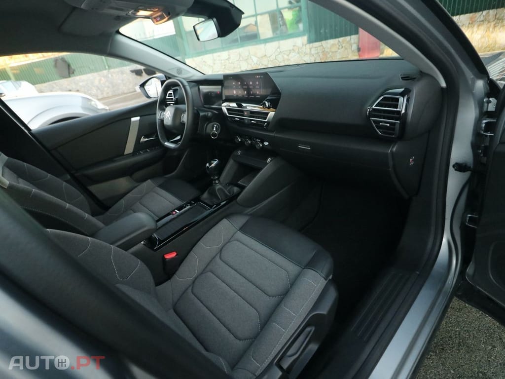 Citroen C4 1.2 PureTech Shine