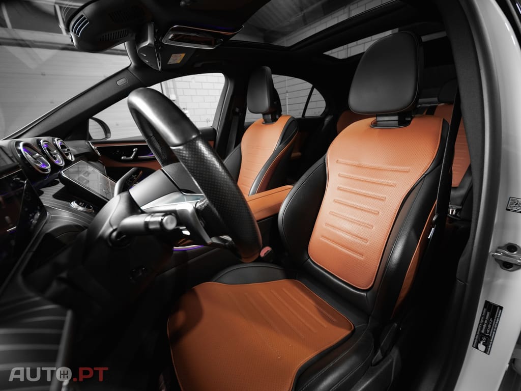 Mercedes-Benz C 300 e 9G-TRONIC AMG Line