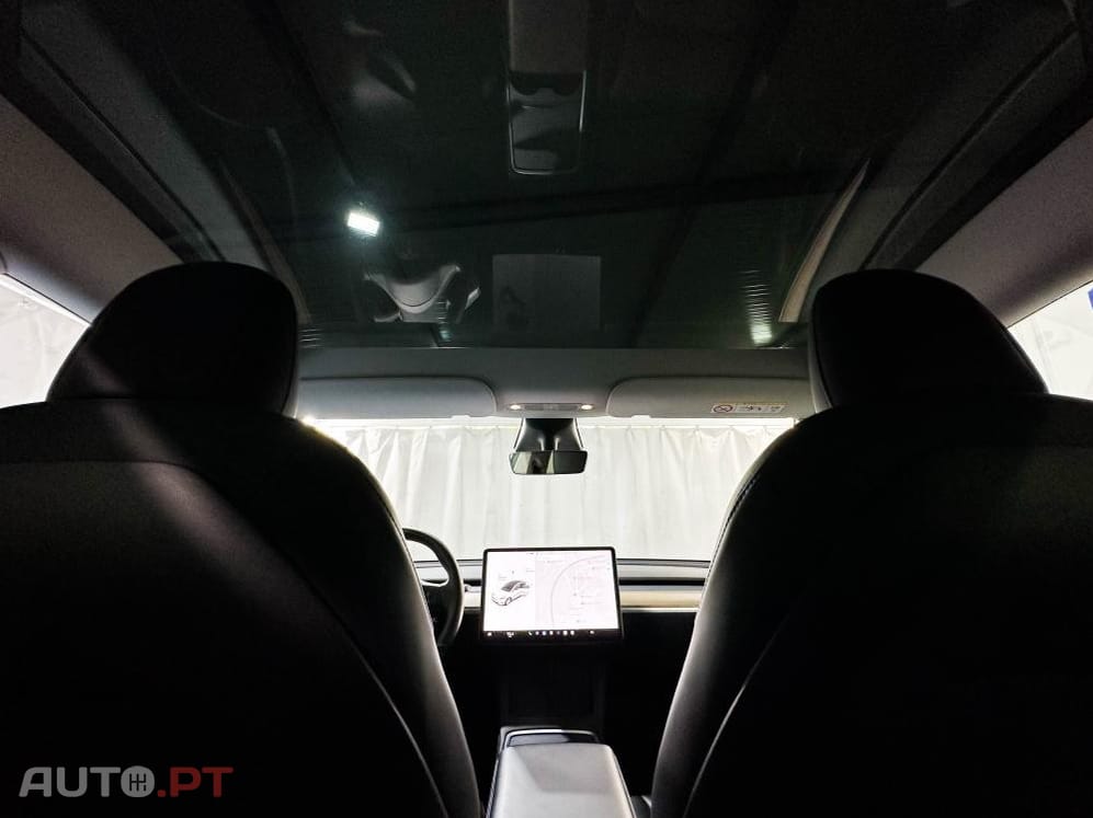 Tesla Model Y Long Range Dual Motor AWD