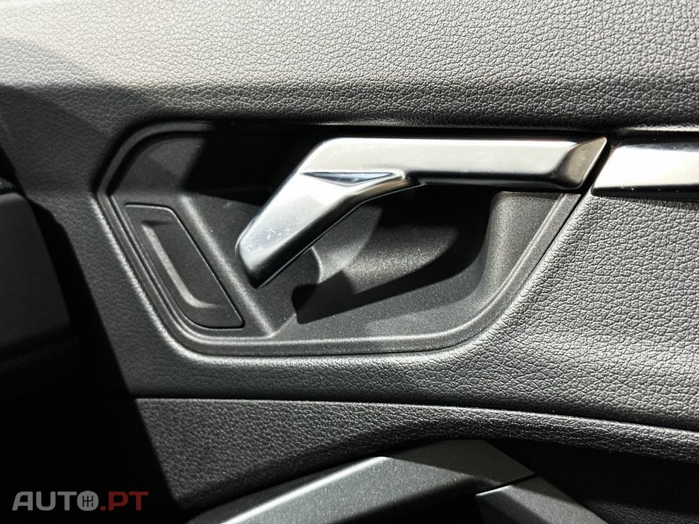 Audi Q3 45 TFSIe S line S tronic