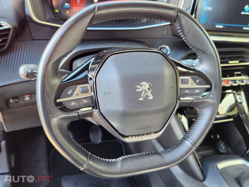 Peugeot 2008 1.5 BlueHDi Allure