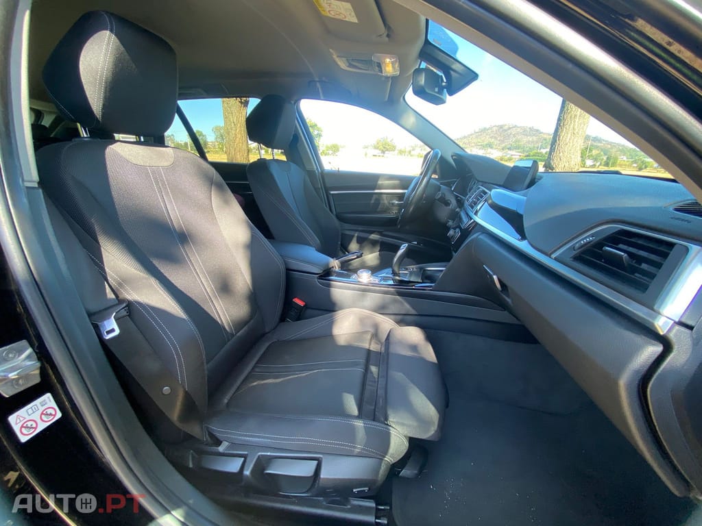 BMW 318 d Line Sport Auto