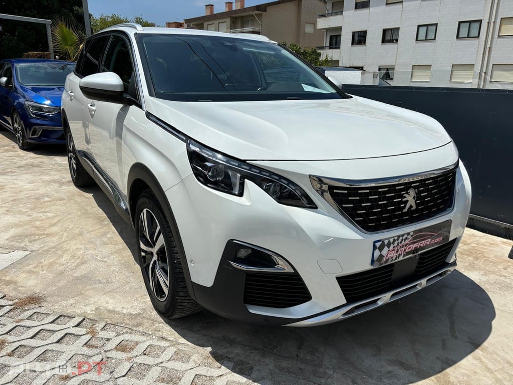Peugeot 5008 1.5 BlueHDi Allure EAT8