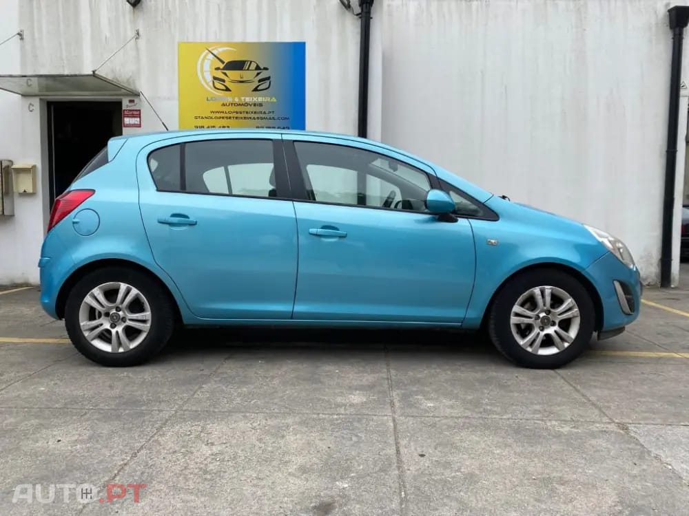 Opel Corsa 1.2 Enjoy