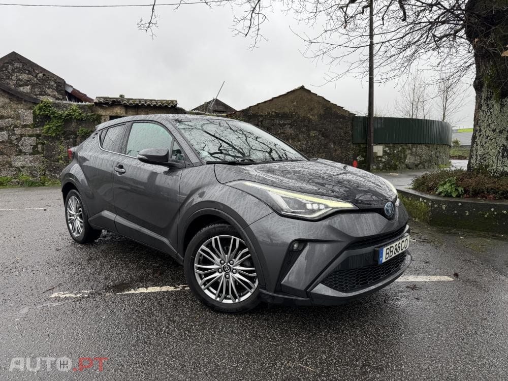 Toyota C-HR 1.8 Hybrid Square Collection