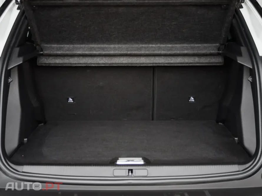Peugeot 2008 PureTech 130 EAT8 Allure