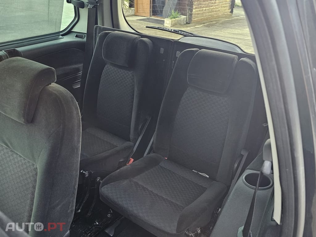 Ford Galaxy 1.8 TDCi Ghia