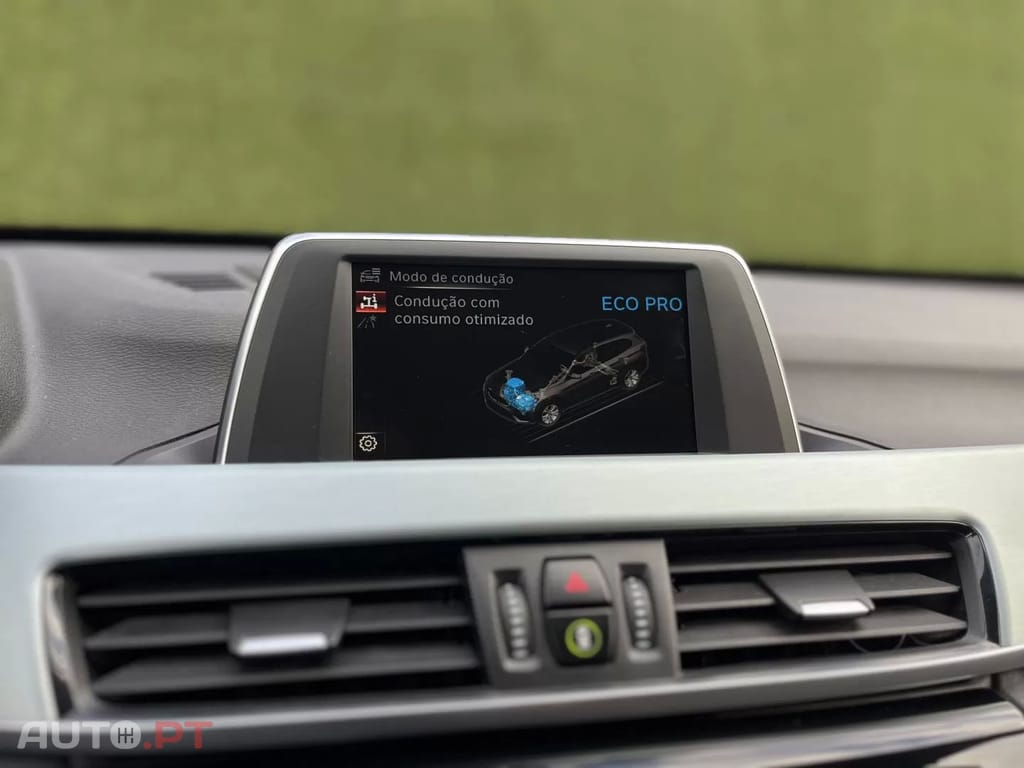 BMW X1 16 d sDrive Advantage