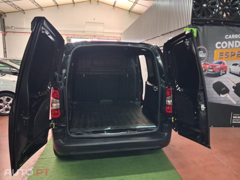 Citroen Berlingo 1.5 BlueHDi M EAT8