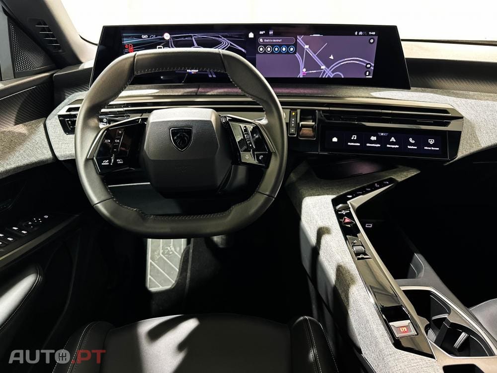 Peugeot 5008 1.2 Hybrid Allure Pack e-DCS6