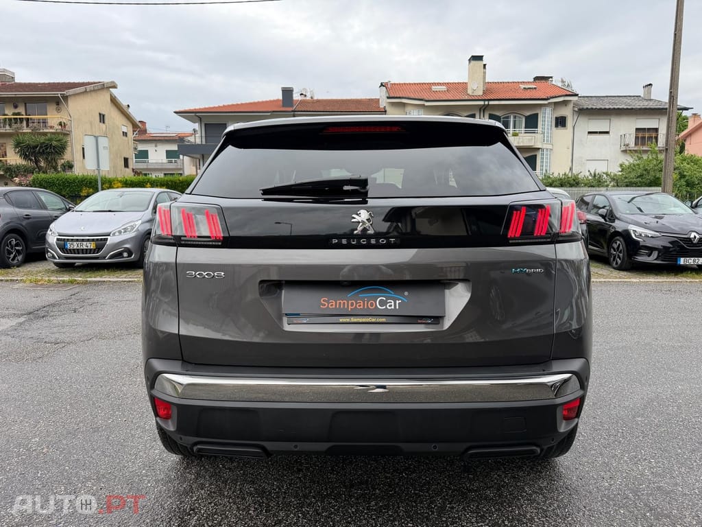 Peugeot 3008 1.6 Hybrid Allure e-EAT8