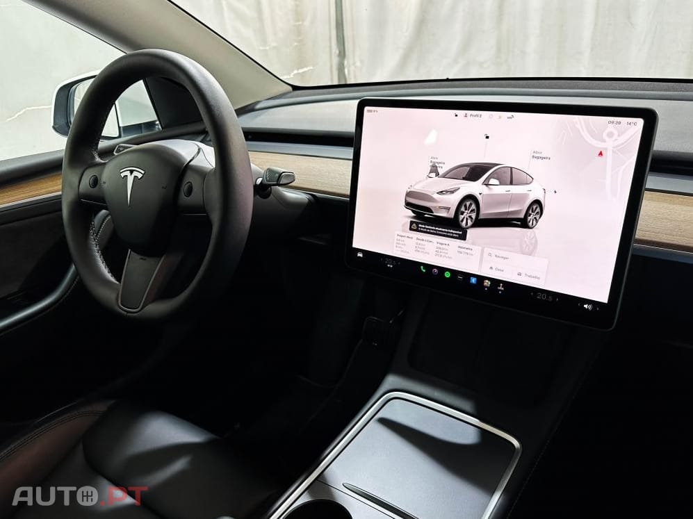Tesla Model Y Long Range Dual Motor AWD