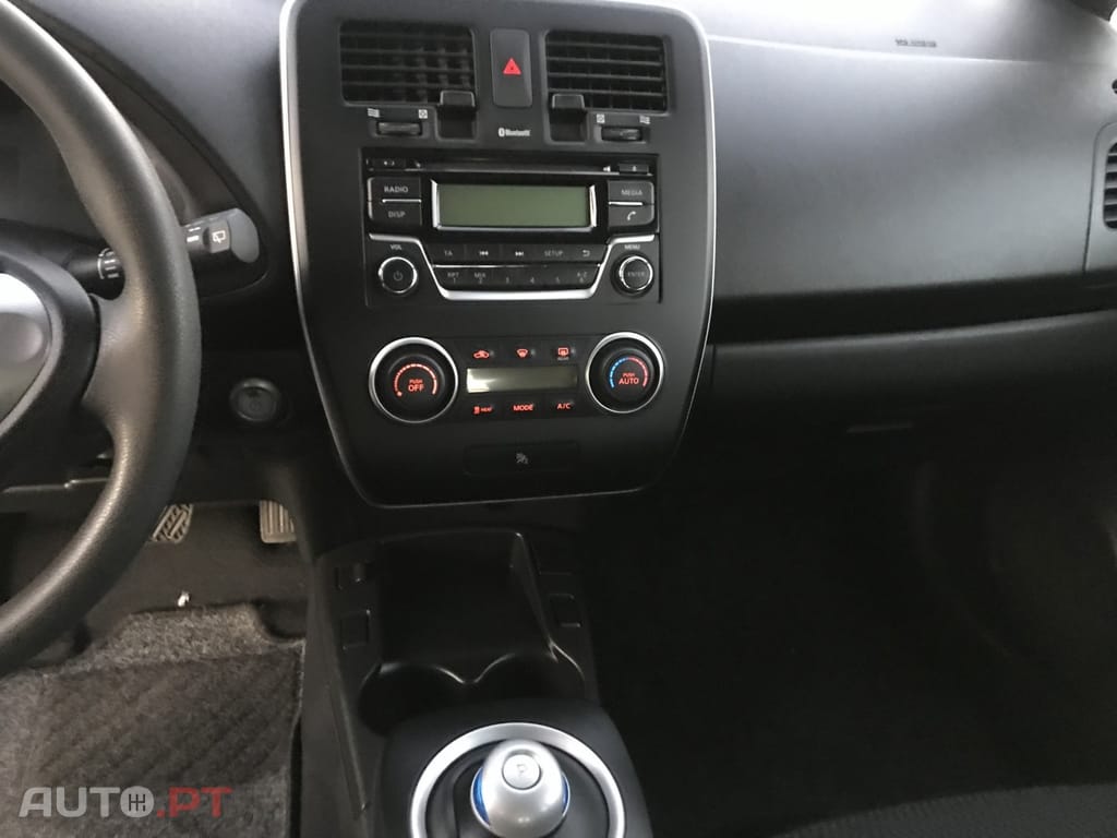 Nissan Leaf Acenta 30 kwh