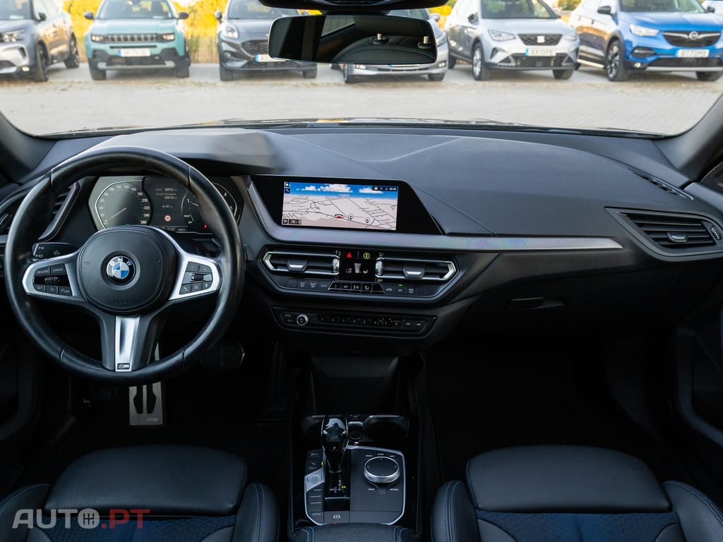 BMW 216 d Pack Desportivo M