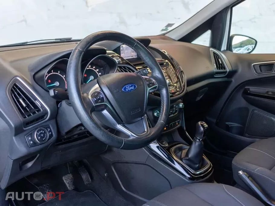 Ford B-Max 1.0 EcoBoost Titanium