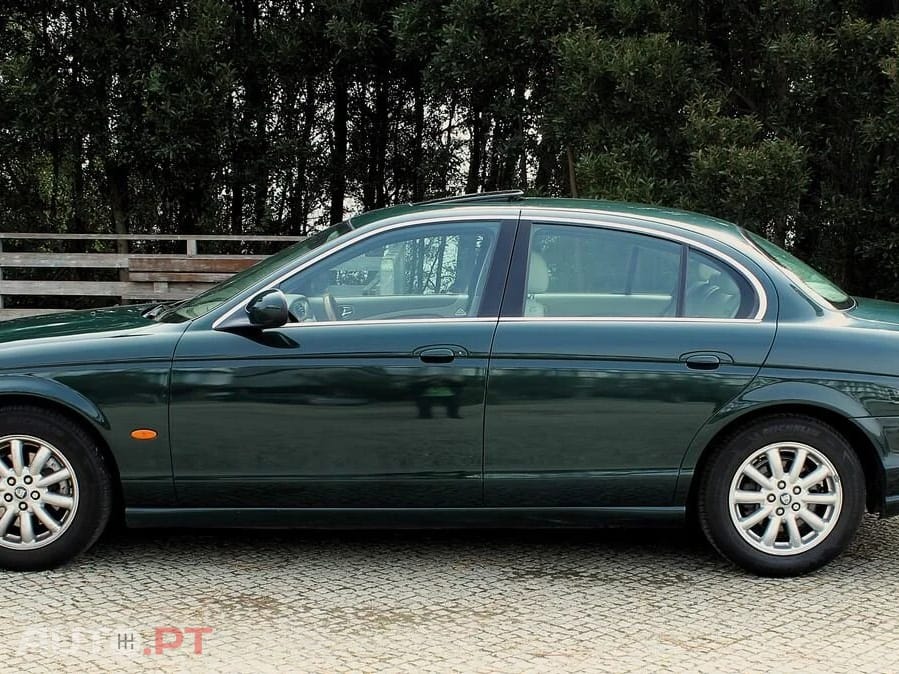 Jaguar S-Type 2.5 V6 Executive