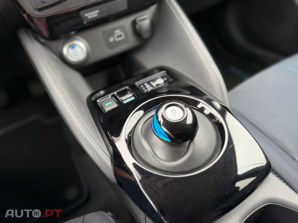 Nissan Leaf N-Connecta 40 kWh